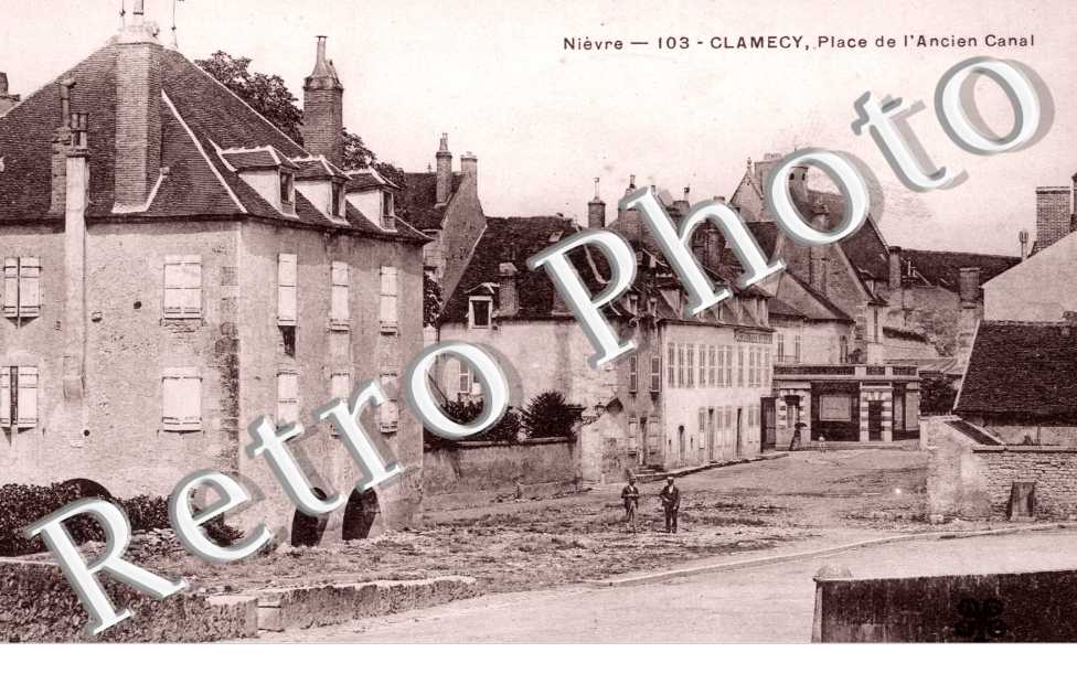 Place de l'Ancien Canal