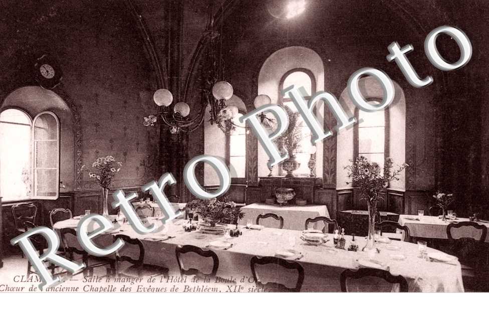 Salle a Manger de l'Hotel de la Boule d'Or