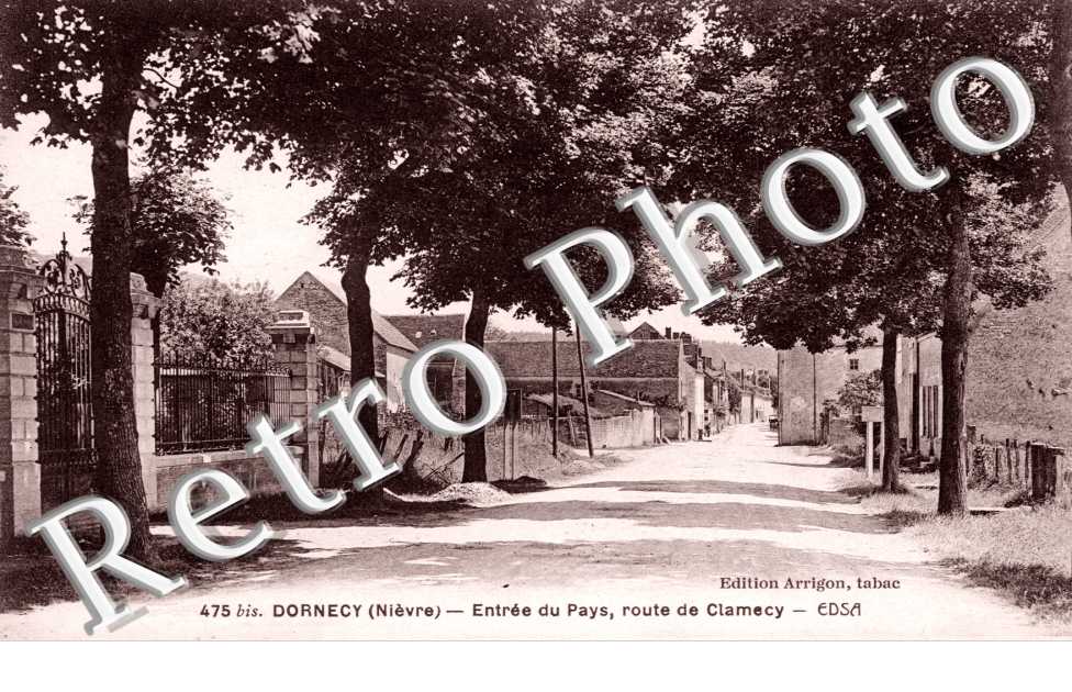 entree du pays, route de Clamecy