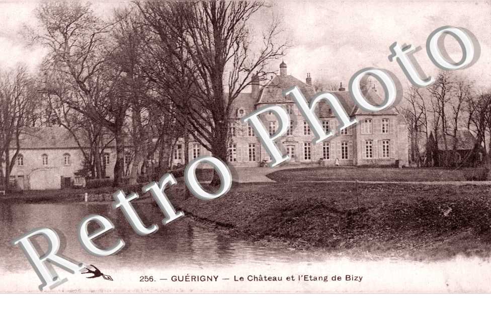 le Chateau et l'etang de Bizy