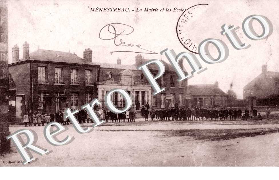 la mairie et les ecoles