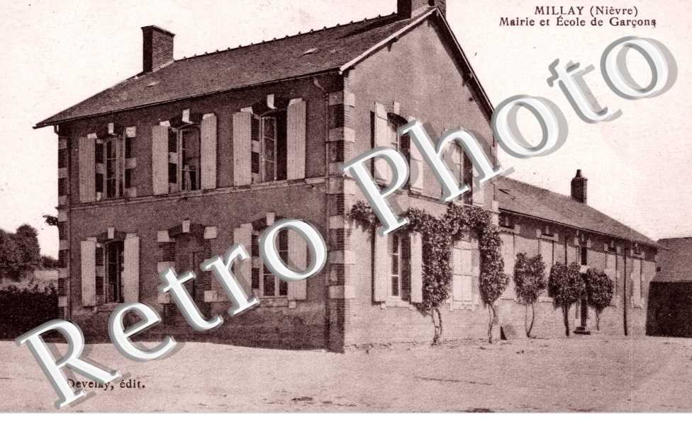 mairie et ecole des garcons