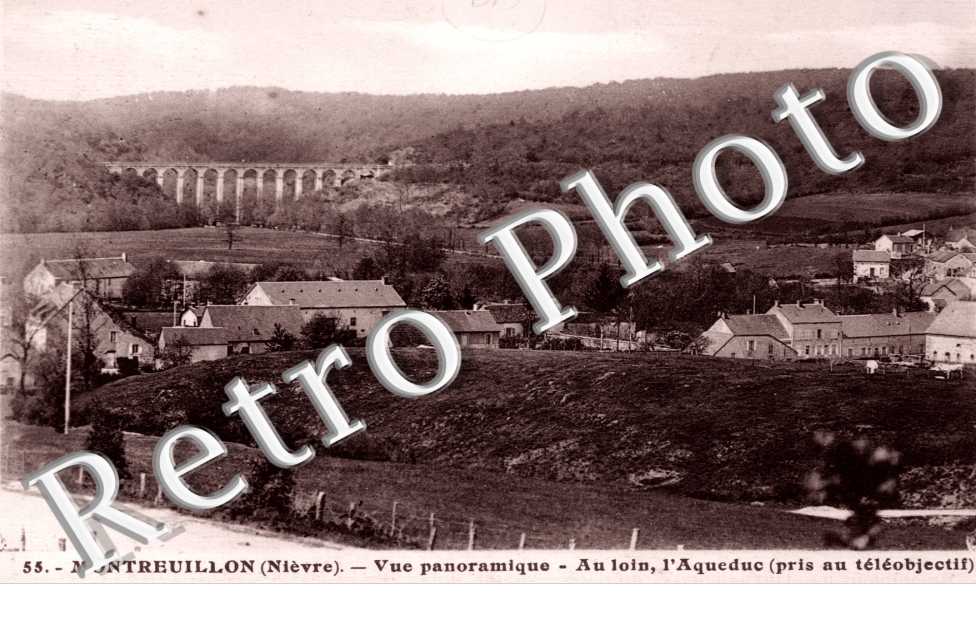 vue panoramique au loin l'aqueduc