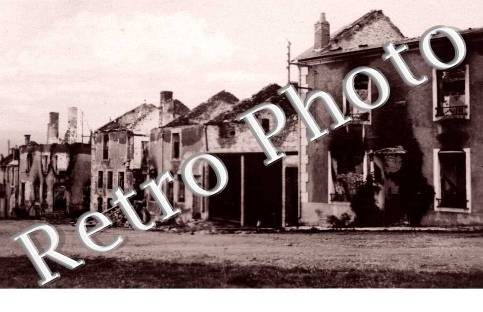 incendie par les allemands le 25 juin 1944 - place de la mairie