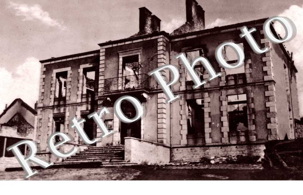 la mairie incendiee par les allemands le 25 juin 1944