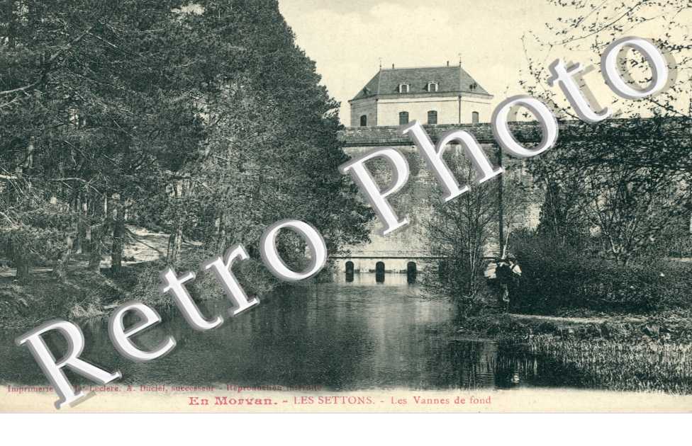 Les Settons, vannes de fond
