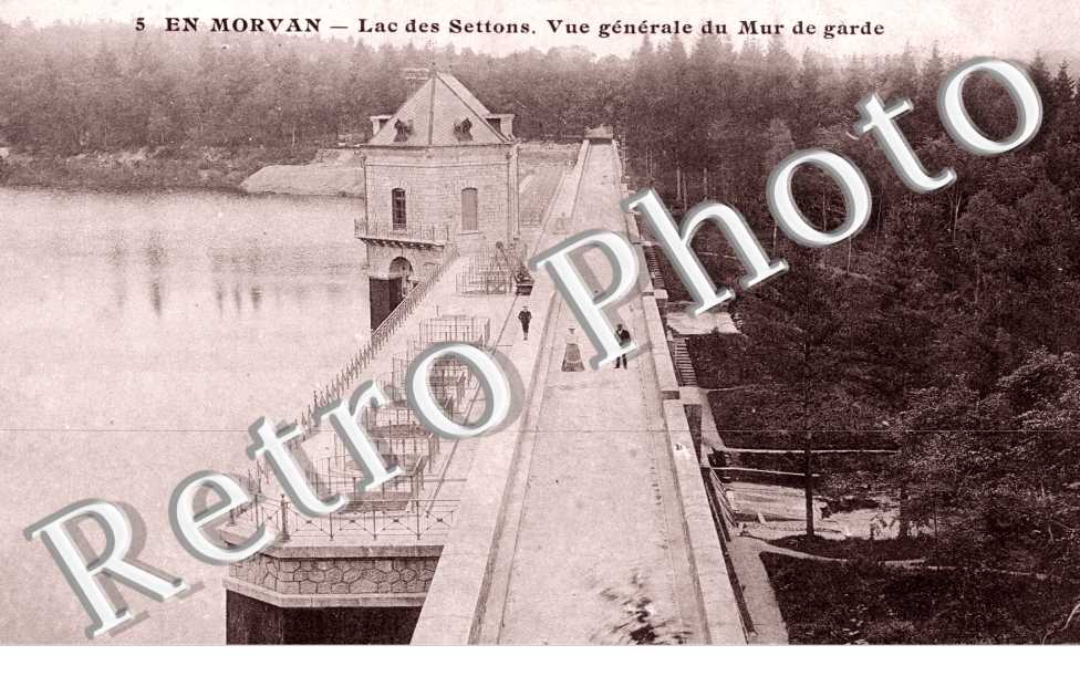 Lac des Settons, Vue generale du Mur de Garde