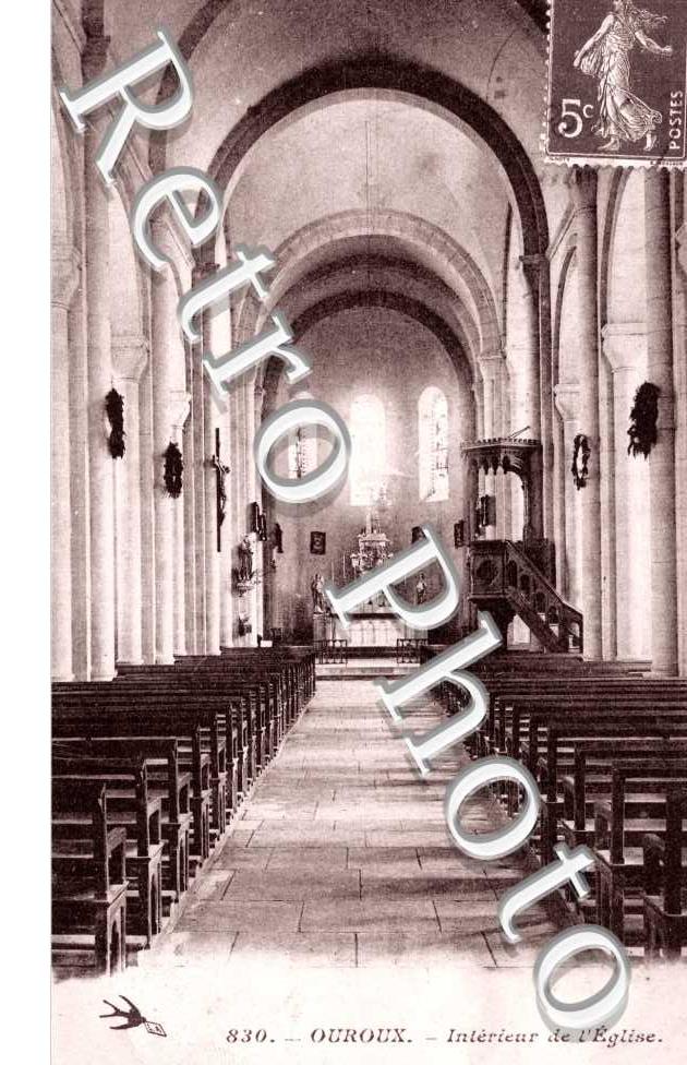 Interieur de l'Eglise