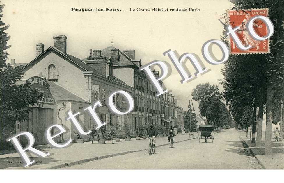 le Grand Hôtel et route de Paris