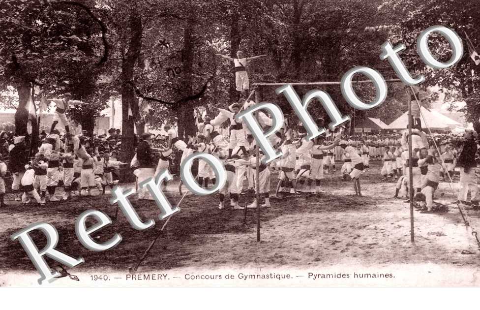concours de gymnastique, pyramides humaines