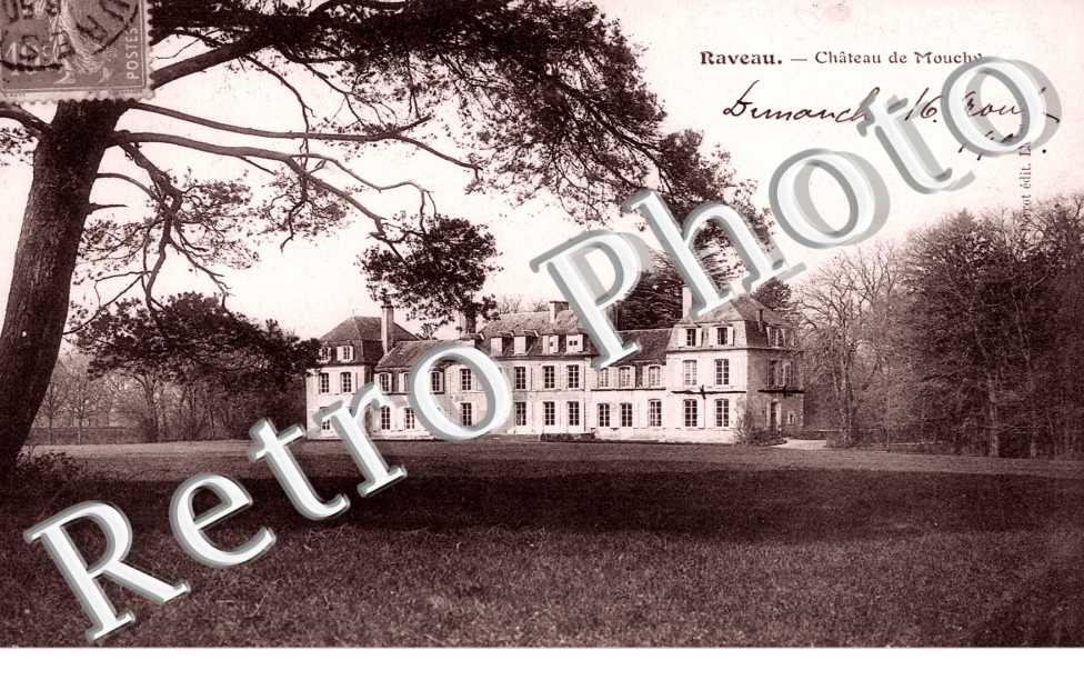 chateau de Mouchy