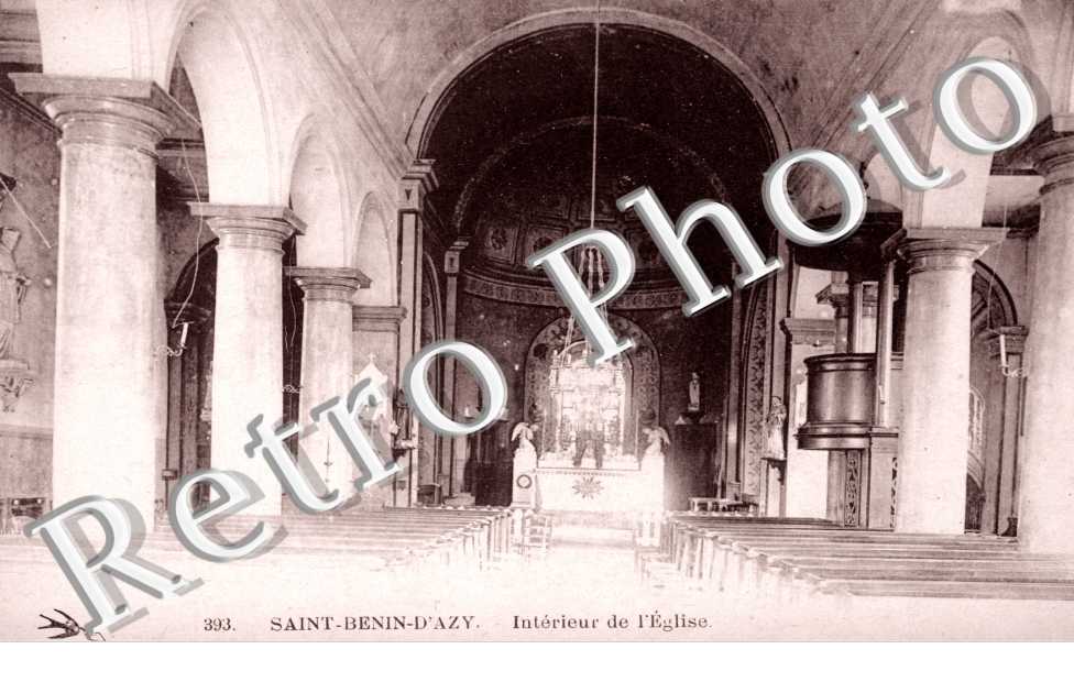 Interieur de l'eglise