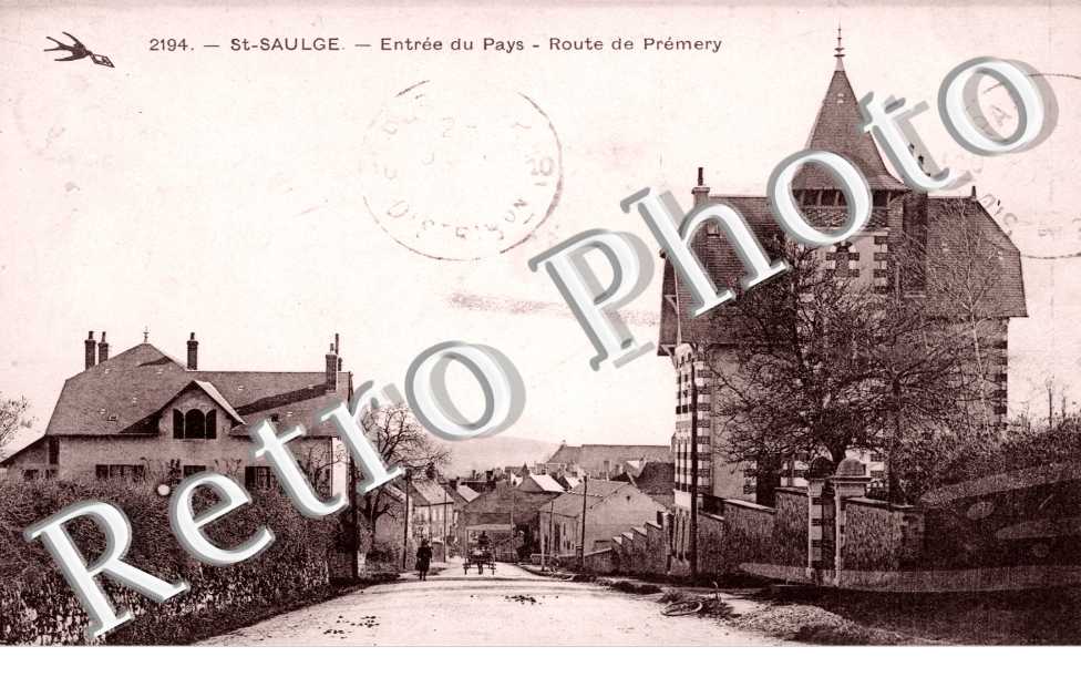 Entree du pays - route de Premery