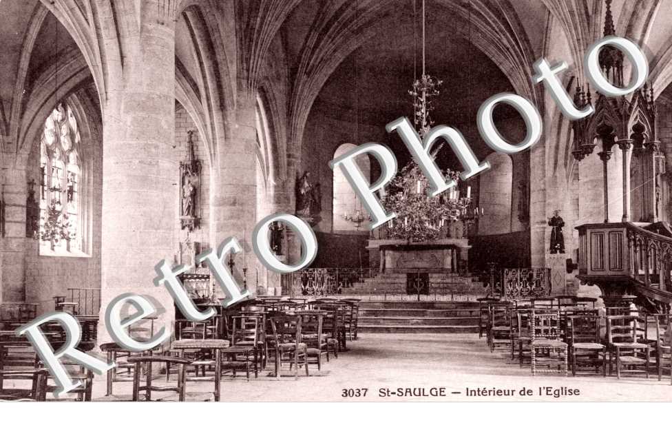 Interieur de l'Eglise
