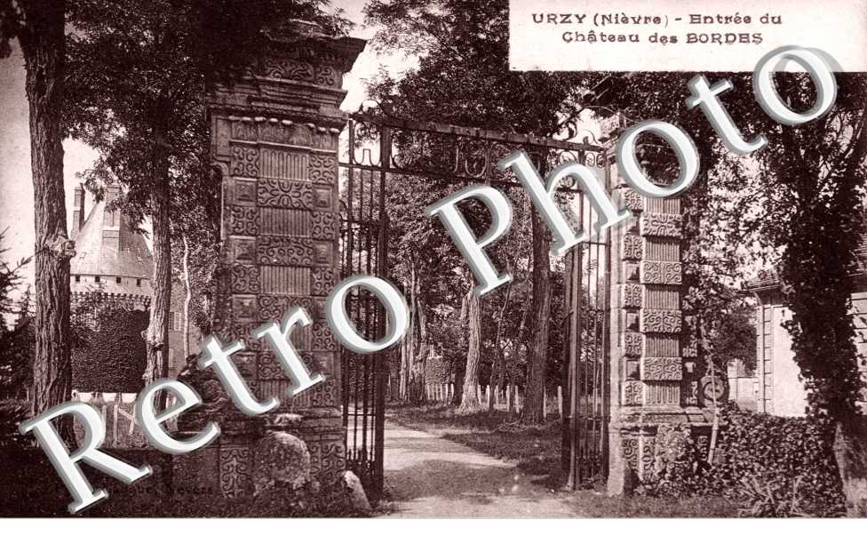 Entrée du château des Bordes