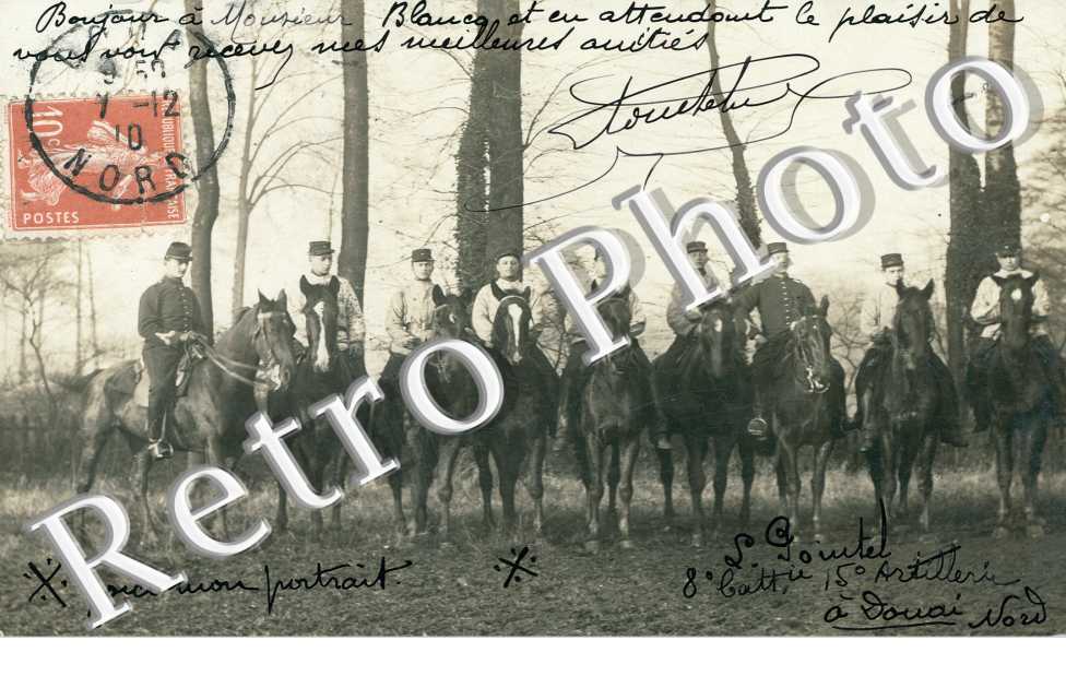 Des cavaliers et leurs chevaux