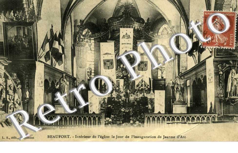 interieur de leglise le jour de l'inauguration de Jeanne d'Arc