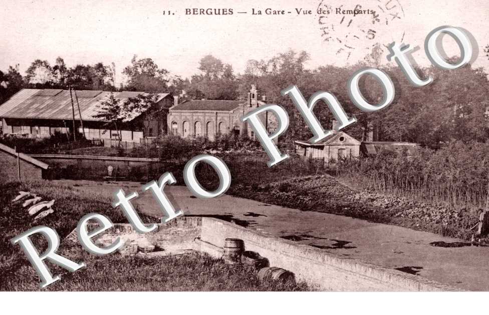 la gare, vue des remparts