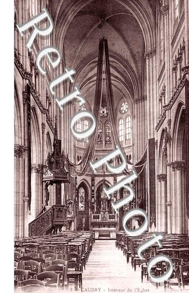 interieur de l'eglise