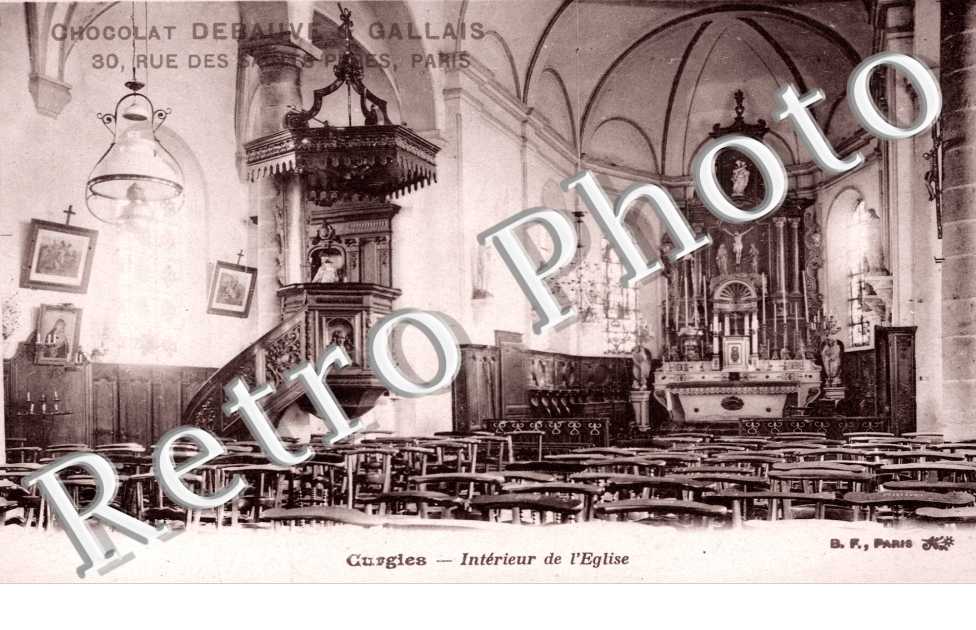 interieur de l'eglise