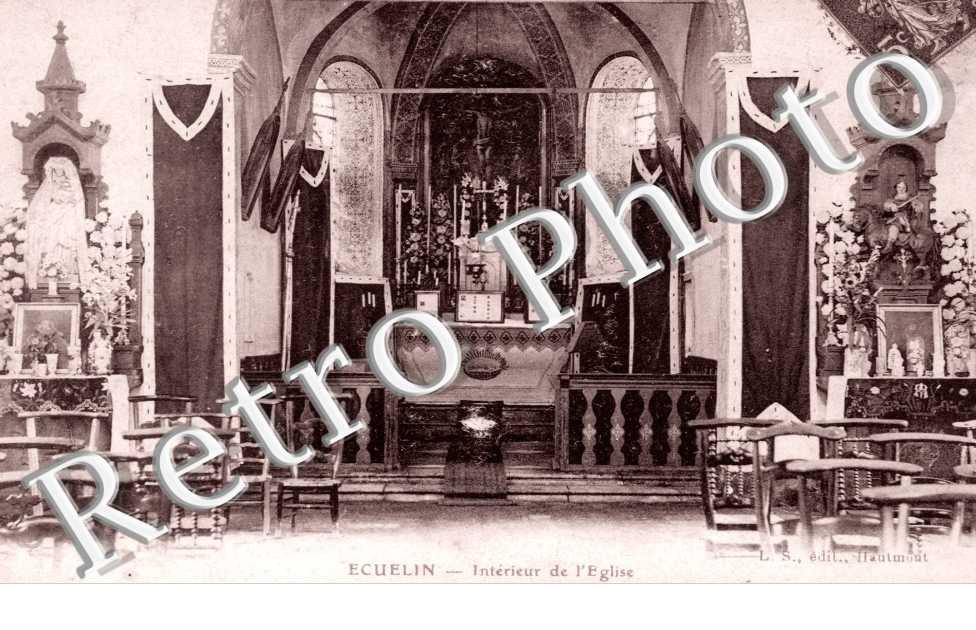 interieur de l'eglise