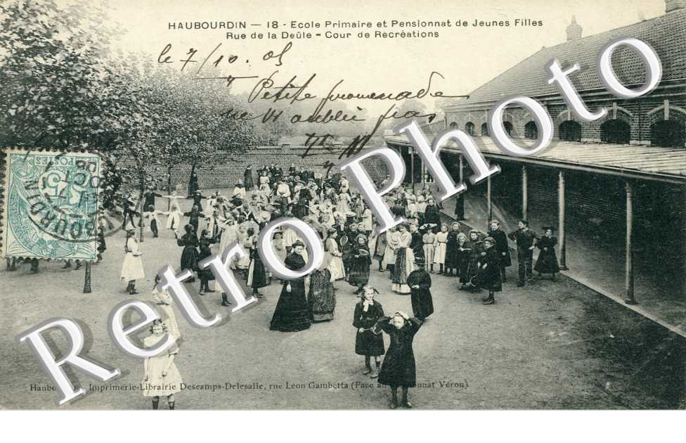 ecole primaire et pensionnat de jeunes filles, rue de la Deule, cour de recreation