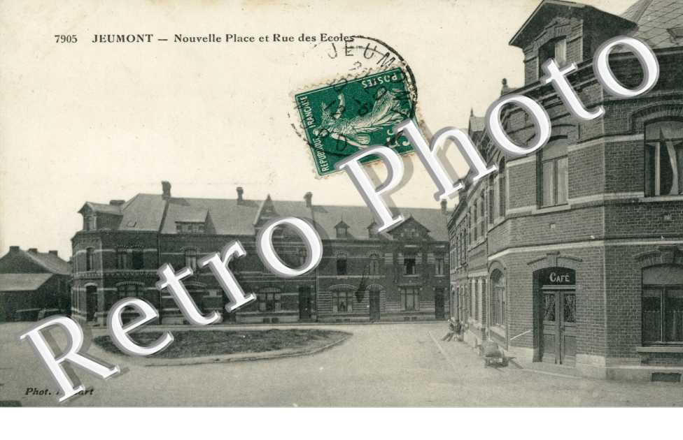 Nouvelle place et rue des ecoles