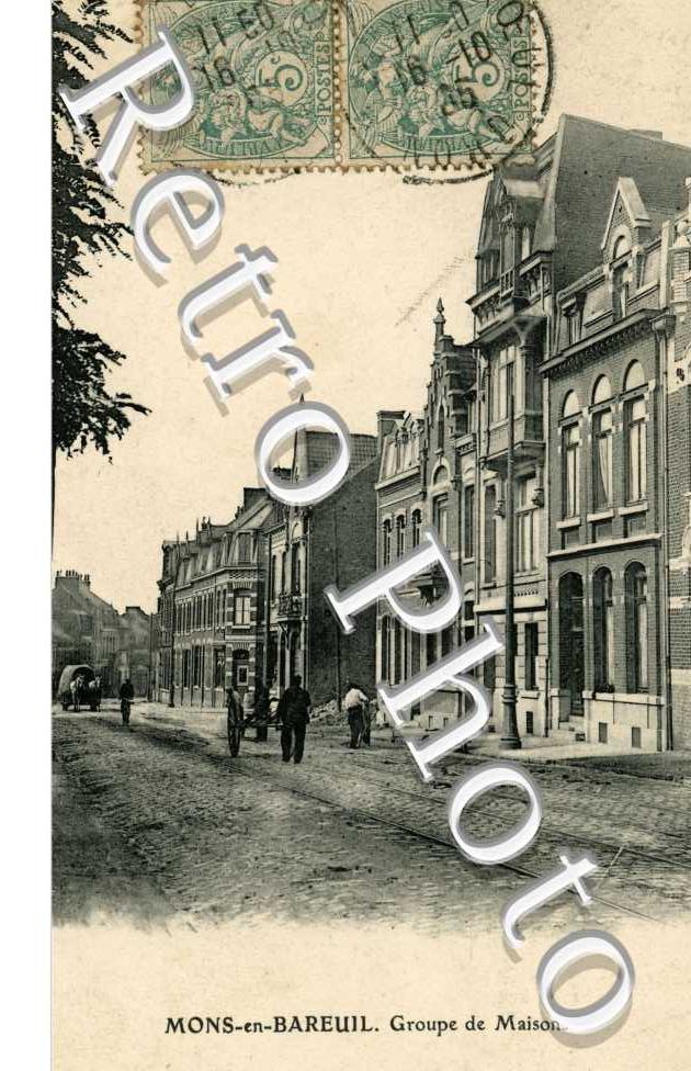 Groupe de maisons