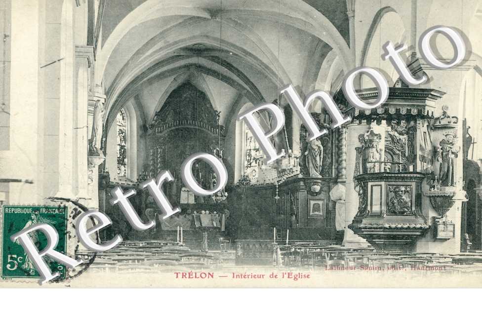 Interieur de l'eglise