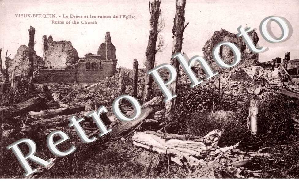 La dreve et les ruines de l'eglise