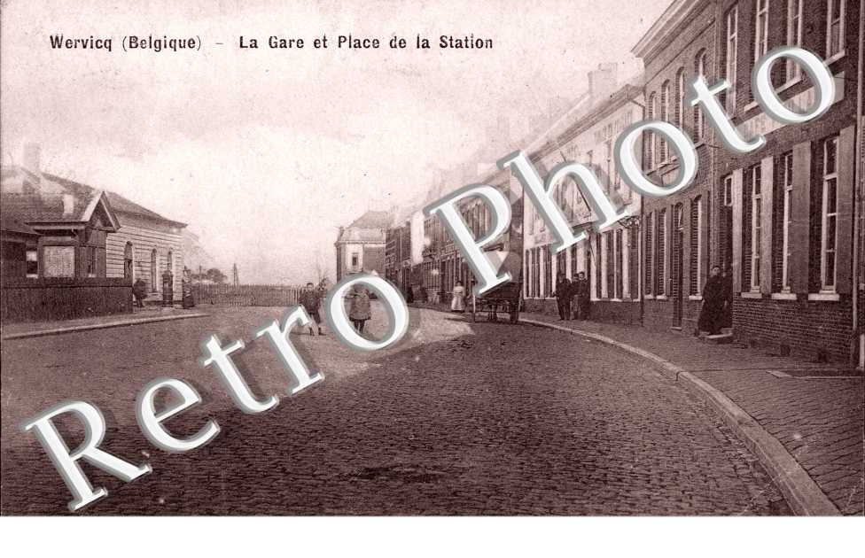 gare et place de la station