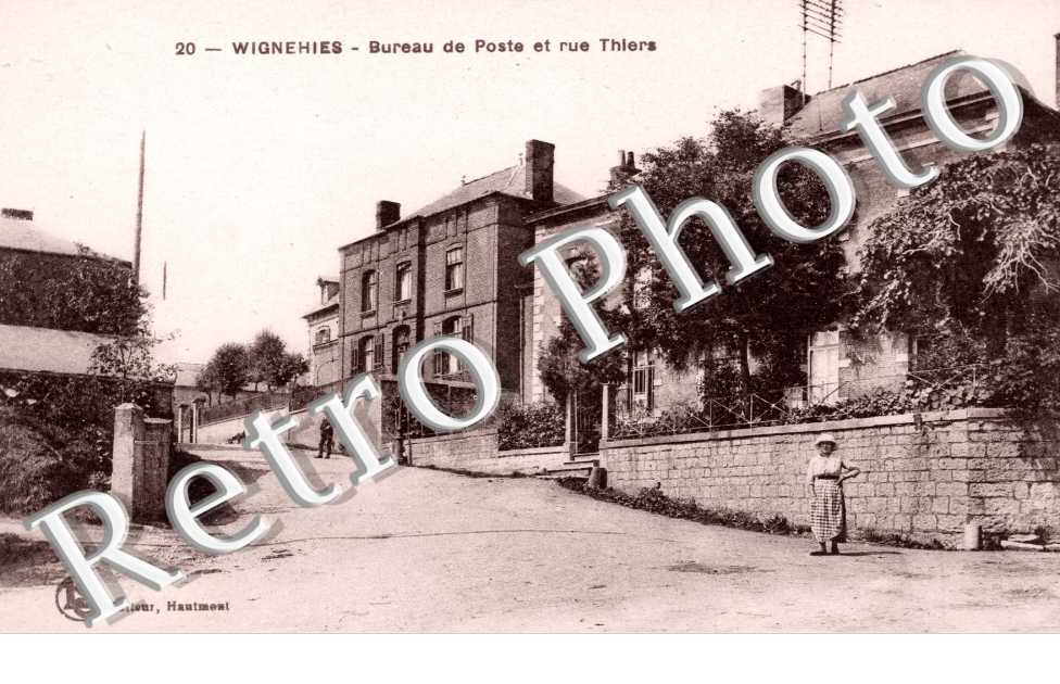 Bureau de poste et rue Thiers