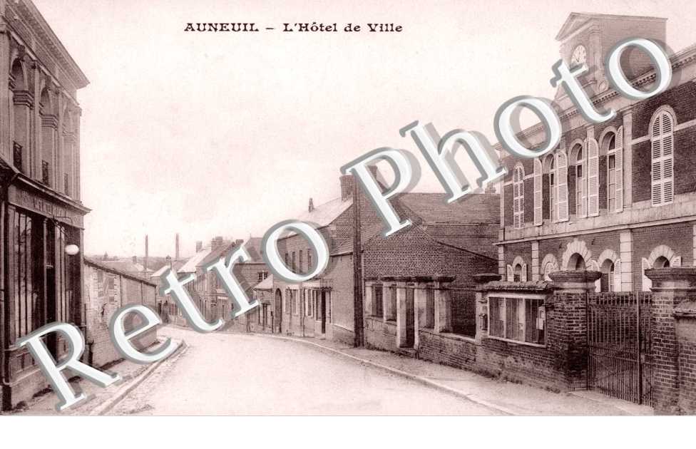 L'Hotel de Ville