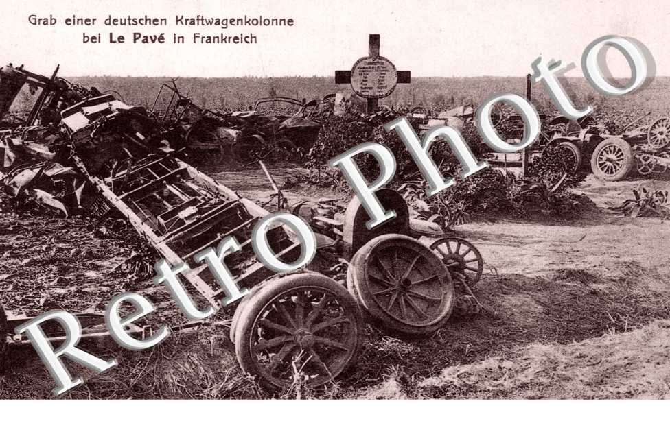 Grab einer deutshen Kraftwagenkolonne
