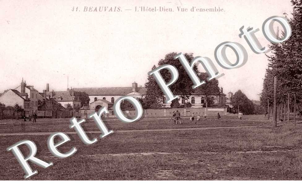 l'Hotel-Dieu, Vue d'Ensemble