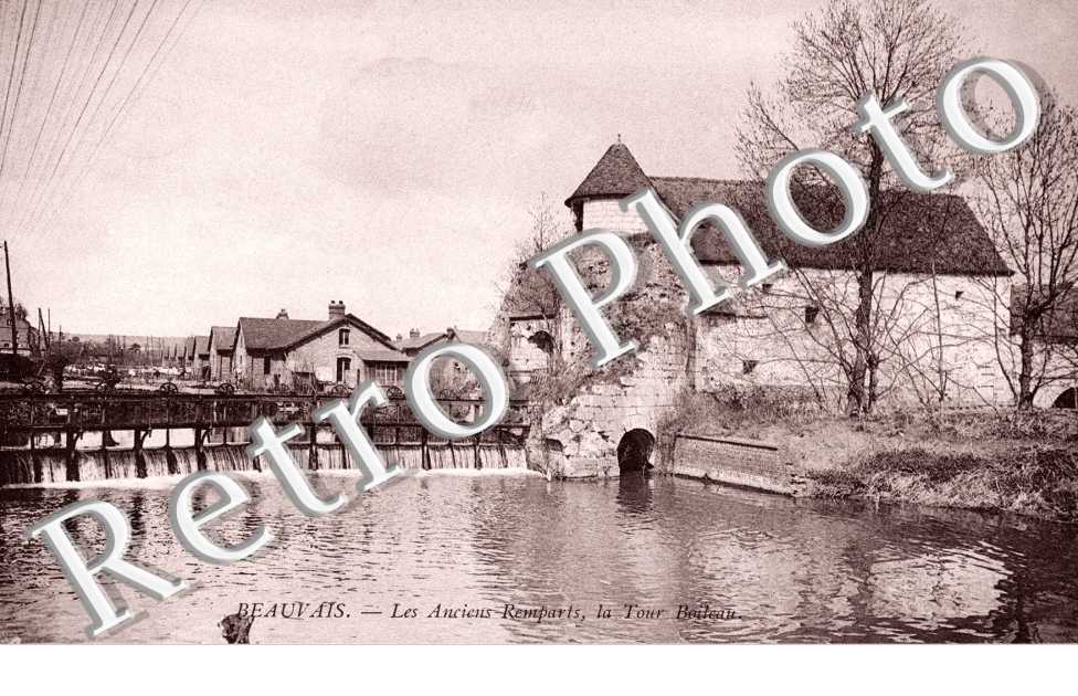 Les Anciens Remparts - La tour Boileau