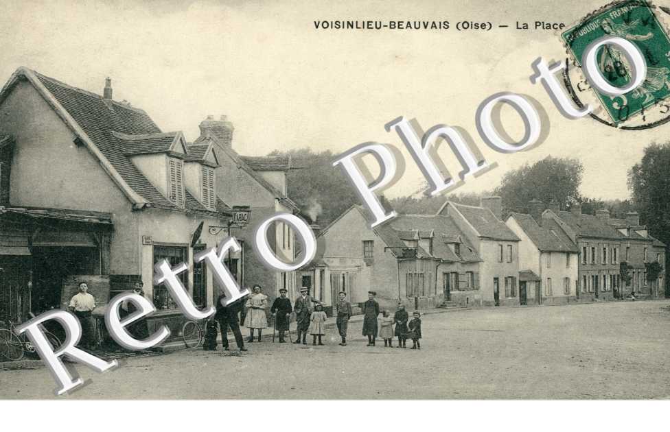 VOISINLIEU-BEAUVAIS  -  la Place