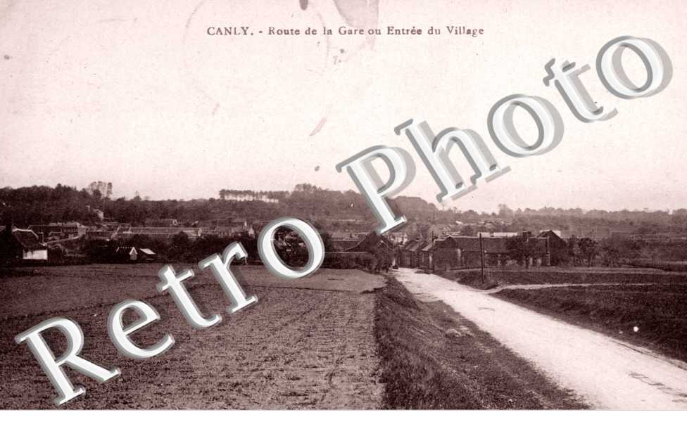 Route de la Gare ou entree du Village