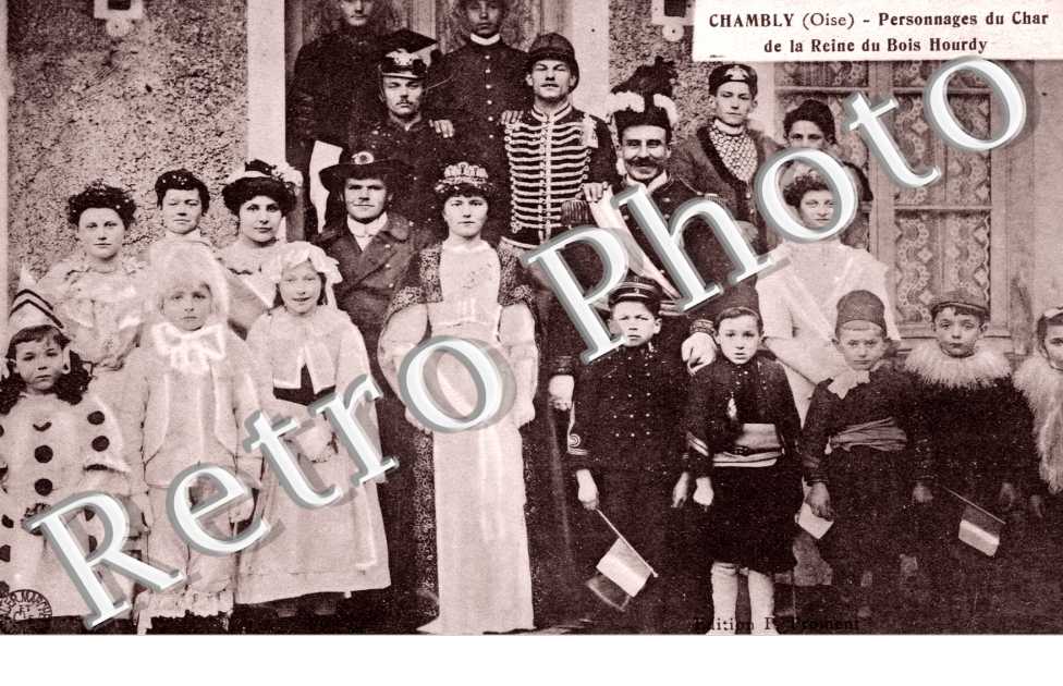 Personnages du Char de la Reine du Bois Hourdy