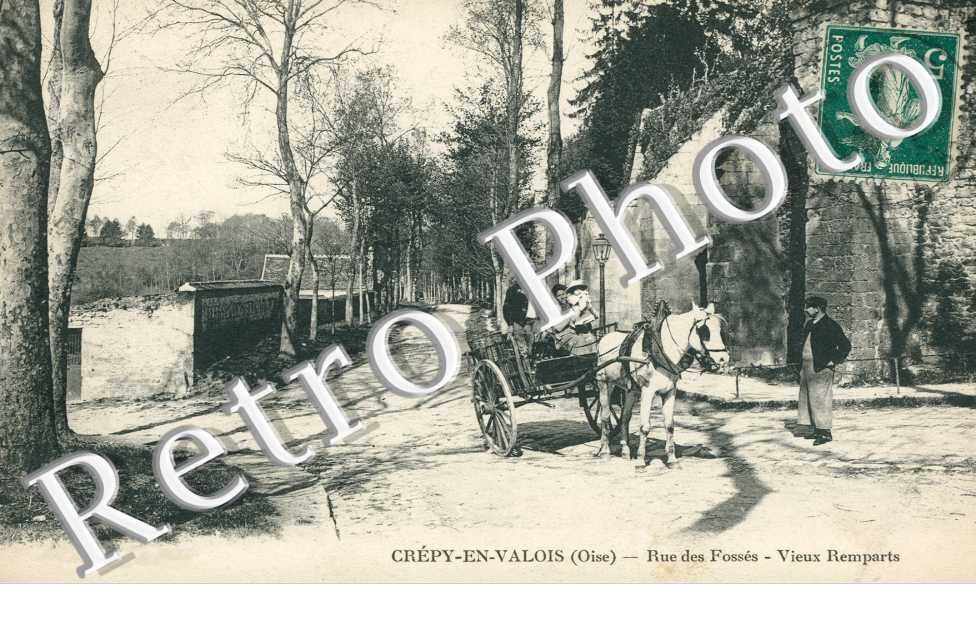 Rue des Fosses, Vieux Remparts