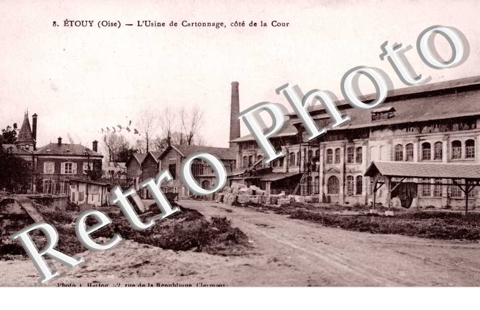 l'Usine de Cartonnage côté de la Cour