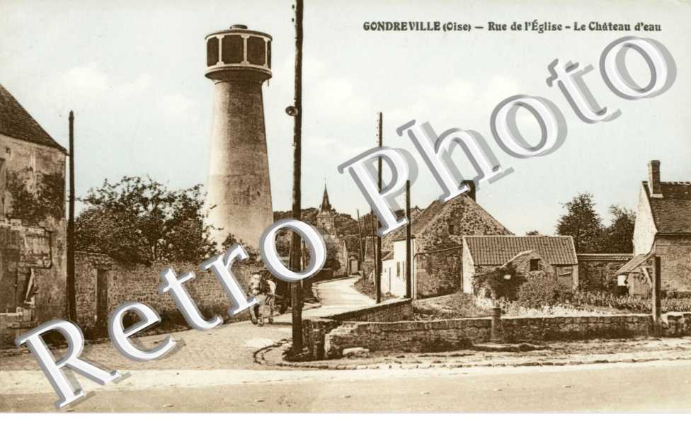 rue de l'Eglise - le chateau d'eau