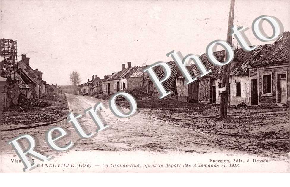 La Grande Rue après le départ des Allemands