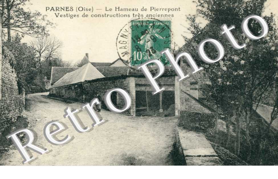 le Hameau de Pierrepont, Vestiges de constructions tres anciennes