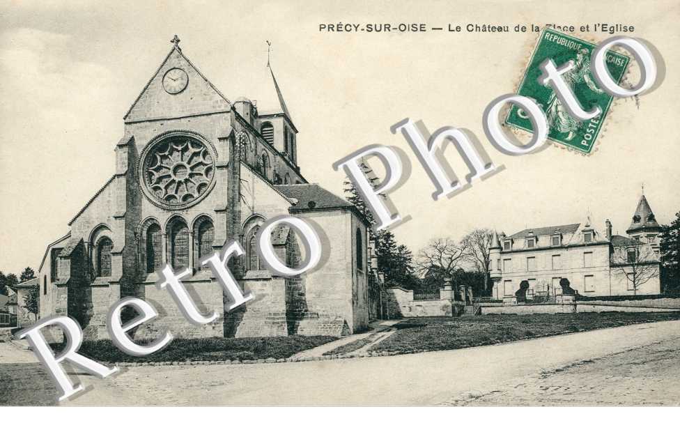 le Chateau et la Place de l'Eglise