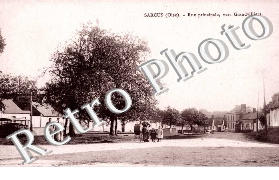 rue principale vers Grandvilliers