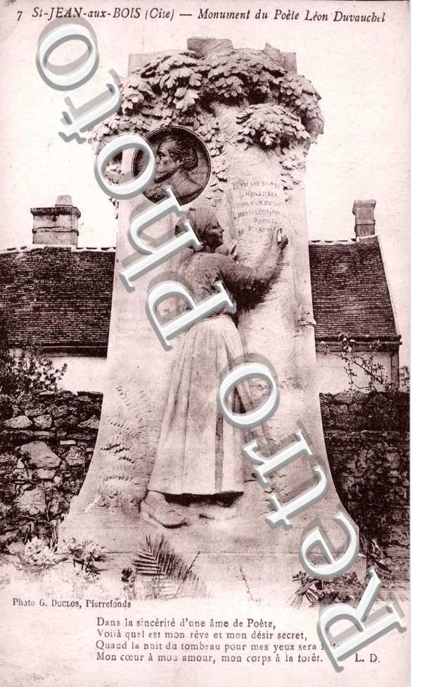 monument du poete Leon Duvauchel