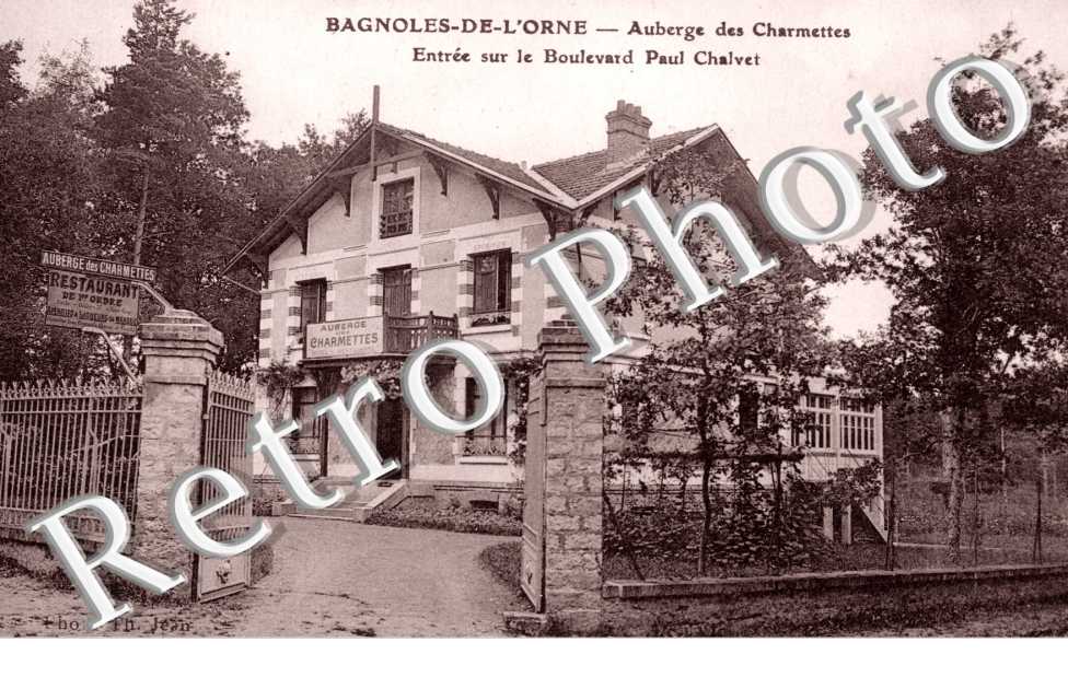 Auberge des Charmettes - Entree sur le boulevard Paul Chalvet