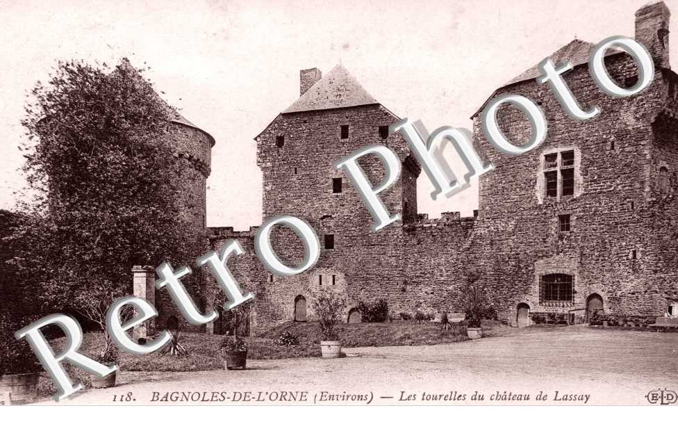 Les Tourelles du Chateau de Lassay