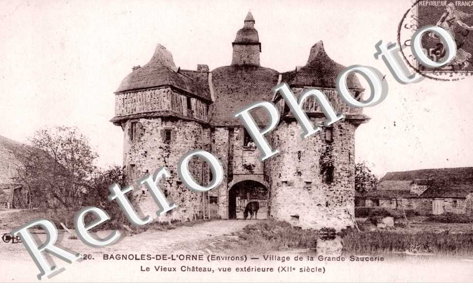 Village de la Grande Saucerie - le vieux Chateau